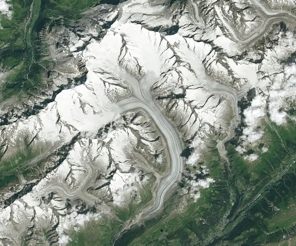 Swiss Glaciers Lost Another 5.5% in 2026, Five-Year Total Nears 20%